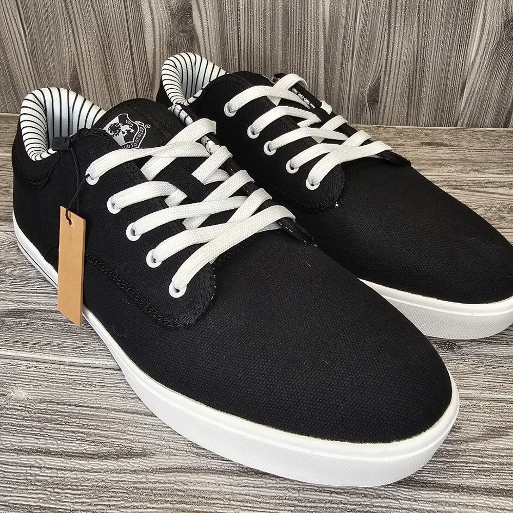 VLADO SNEAKER - BLACK/WHITE - Men's Size 12 - NEW